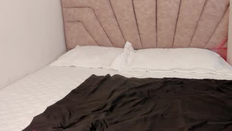 leahaltomm online show from 10-29-25, 10:33