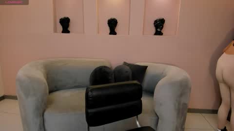 leahnovac online show from 10-27-25, 11:14