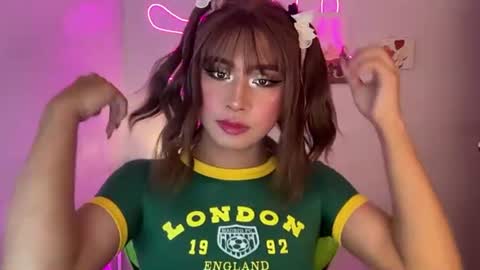 Snapshot of leanashleychatto2 chatting on 06-16-26, 06:32 Miss Candy online show from 06-16-26, 06:32