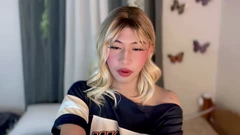 Snapshot of leanashleychatto2 chatting on 07-12-26, 08:44 Miss Candy online show from 07-12-26, 08:44