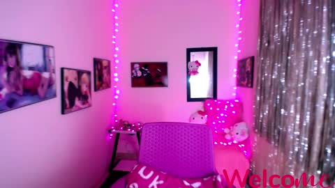 Snapshot of leandra_sex chatting on 12-04-24, 12:25 Leandra online show from 12-04-24, 12:25