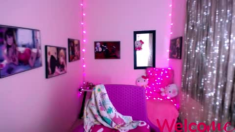 Snapshot of leandra_sex chatting on 12-11-24, 12:12 Leandra online show from 12-11-24, 12:12