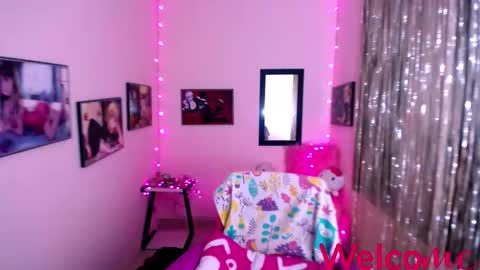 Snapshot of leandra_sex chatting on 01-20-25, 04:01 Leandra online show from 01-20-25, 04:01
