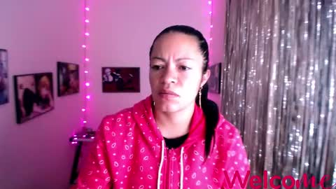 Snapshot of leandra_sex chatting on 02-03-25, 12:14 Leandra online show from 02-03-25, 12:14
