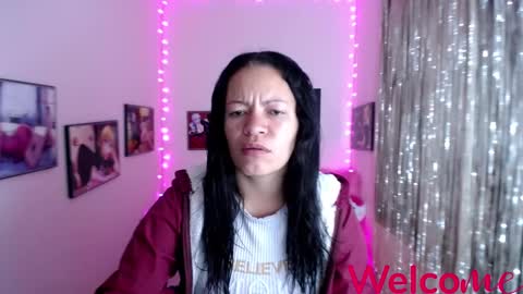 Snapshot of leandra_sex chatting on 02-07-25, 12:28 Leandra online show from 02-07-25, 12:28