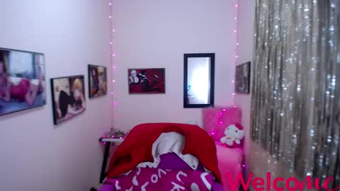 Snapshot of leandra_sex chatting on 02-14-25, 03:15 Leandra online show from 02-14-25, 03:15