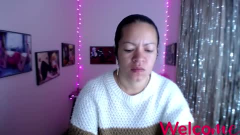 Snapshot of leandra_sex chatting on 02-18-25, 12:06 Leandra online show from 02-18-25, 12:06