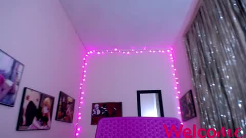 Snapshot of leandra_sex chatting on 02-19-25, 03:27 Leandra online show from 02-19-25, 03:27