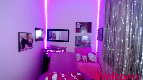 Snapshot of leandra_sex chatting on 03-07-25, 06:00 Leandra online show from 03-07-25, 06:00