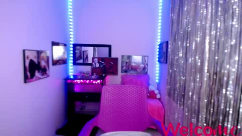 Snapshot of leandra_sex chatting on 03-10-25, 03:52 Leandra online show from 03-10-25, 03:52
