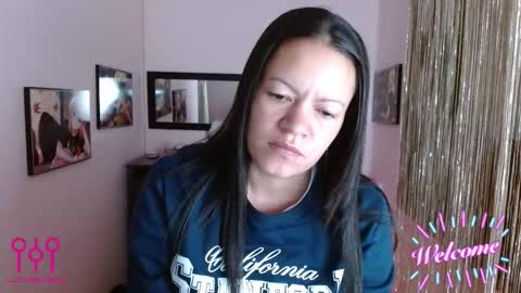 Snapshot of leandra_sex chatting on 09-15-25, 01:11 Leandra online show from 09-15-25, 01:11