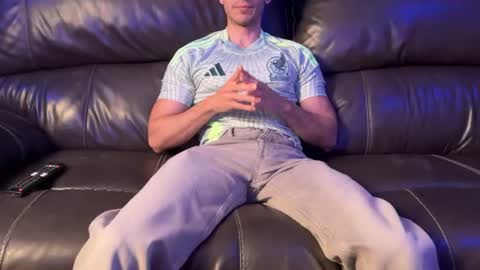 leanfindom8 online show from 07-01-26, 03:41