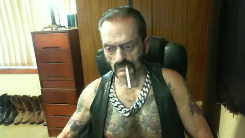 leathergreaser online show from 01-06-25, 02:26