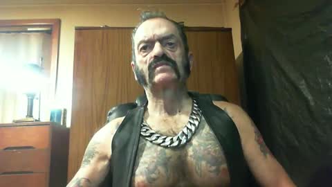leathergreaser online show from 01-20-25, 06:53