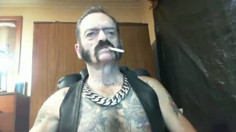 leathergreaser online show from 02-25-25, 09:46