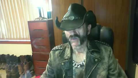 leathergreaser online show from 05-19-26, 10:27