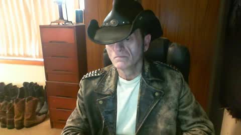 leathergreaser online show from 07-09-26, 06:06