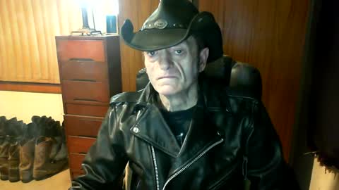 leathergreaser online show from 07-09-26, 08:02