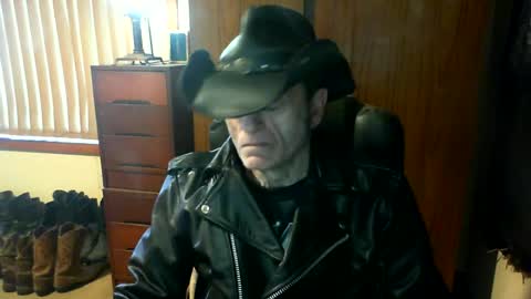 leathergreaser online show from 07-10-26, 11:07