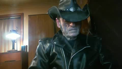 leathergreaser online show from 07-11-26, 09:05