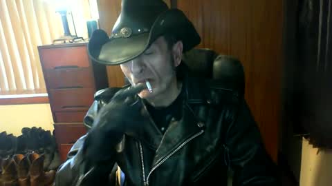 leathergreaser online show from 07-14-26, 12:57