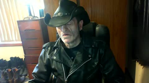 leathergreaser online show from 07-14-26, 02:05