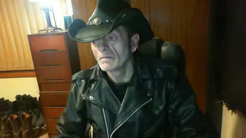 leathergreaser online show from 07-20-26, 07:27