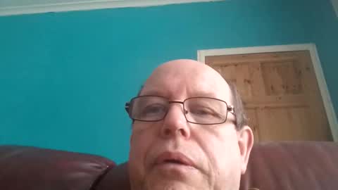Snapshot of leatherpants68 chatting on 03-29-26, 01:22 leatherpants68 online show from 03-29-26, 01:22