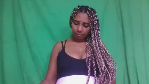 Snapshot of leatiana chatting on 02-15-26, 11:19 leatiana online show from 02-15-26, 11:19