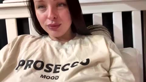 Anna  online show from 10-12-25, 03:55