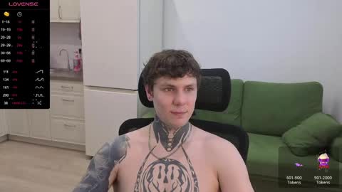 Snapshot of lechery_boy chatting on 05-23-26, 01:26 Lechery boy online show from 05-23-26, 01:26