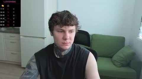 Snapshot of lechery_boy chatting on 06-26-26, 07:24 Lechery boy online show from 06-26-26, 07:24