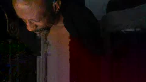 Snapshot of leeguy_hugedick chatting on 09-20-25, 08:37 Ebony DeafGuy online show from 09-20-25, 08:37