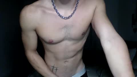 Snapshot of leelonglee chatting on 07-09-26, 04:49 leelonglee online show from 07-09-26, 04:49