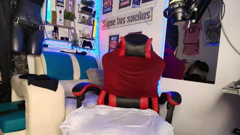 leenar_key online show from 02-25-26, 12:48