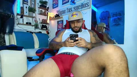 Snapshot of leenar_key chatting on 05-09-26, 01:49 leenar_key online show from 05-09-26, 01:49