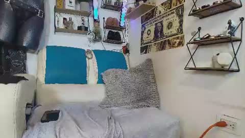 leenar_key online show from 07-30-26, 02:10