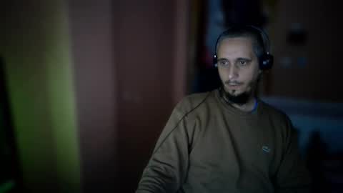 lefrenchiies online show from 11-18-25, 07:24