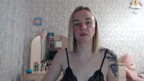 Snapshot of leggywily25 chatting on 02-25-25, 02:11 leggywily25 online show from 02-25-25, 02:11