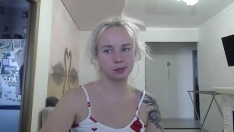 Snapshot of leggywily25 chatting on 09-16-25, 11:00 leggywily25 online show from 09-16-25, 11:00