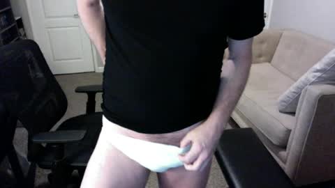 Snapshot of legs999 chatting on 06-17-26, 01:34 legs999 online show from 06-17-26, 01:34