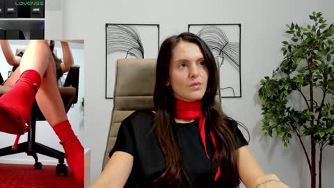 Elle  online show from 12-06-24, 01:22