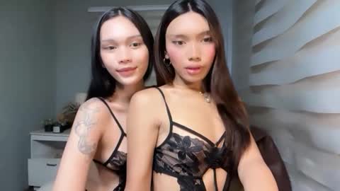 Leiah online show from 12-21-25, 05:47