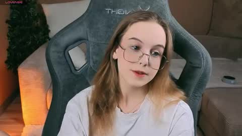 Leia online show from 05-03-26, 04:02