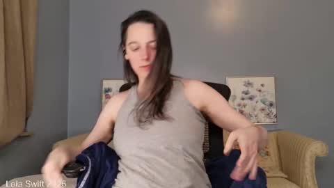 Leia Swift online show from 02-06-26, 12:52