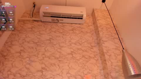 Leia online show from 12-30-24, 06:31