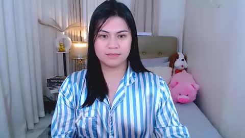 Cailey online show from 11-26-25, 03:24