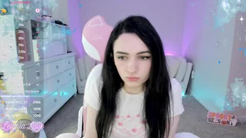 Snapshot of leighlalove chatting on 09-30-25, 08:58 Leighla online show from 09-30-25, 08:58