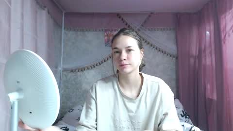 leila_bambi_ online show from 11-23-25, 12:49