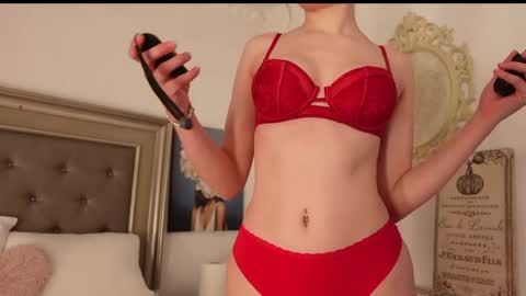 Snapshot of leilabie chatting on 05-28-26, 04:21 Leila online show from 05-28-26, 04:21